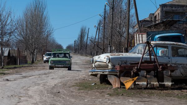 Дорога в селе Неркин Хндзореск, Сюник - Sputnik Армения
