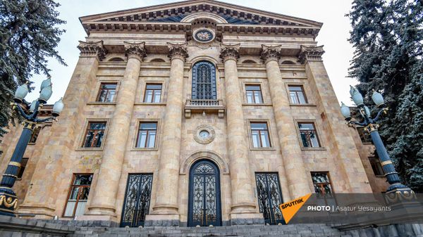 Здание Национального Собрания Армении - Sputnik Армения