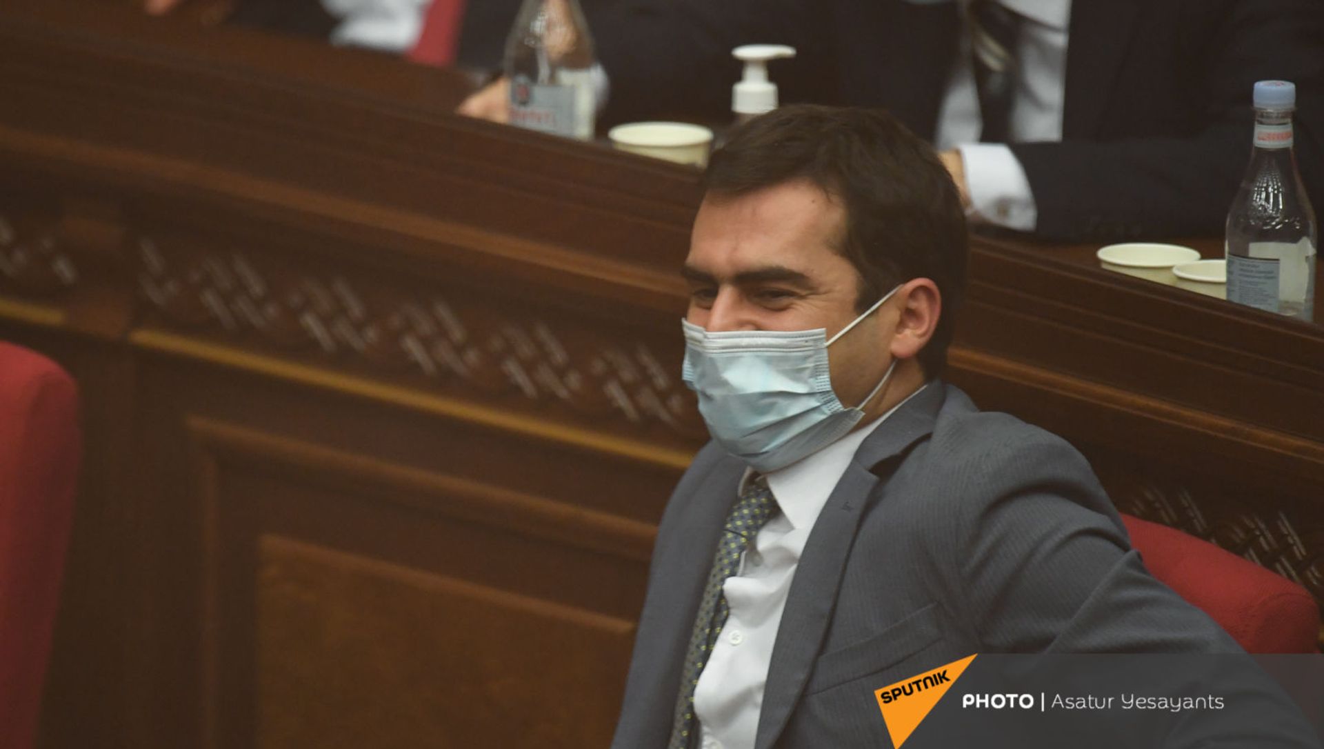Министр высокотехнологической промышленности Акоб Аршакян на заседании в Парламенте (10 февраля 2021). Еревaн Министр высокотехнологической промышленности Акоб Аршакян на заседании в Парламенте (10 февраля 2021). Еревaн - Sputnik Արմենիա, 1920, 03.03.2021