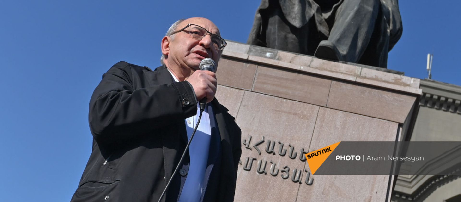 Вазген Манукян выступает на митинге оппозиции (12 февраля 2021). Еревaн Вазген Манукян выступает на митинге оппозиции (12 февраля 2021). Еревaн - Sputnik Армения, 1920, 23.02.2021
