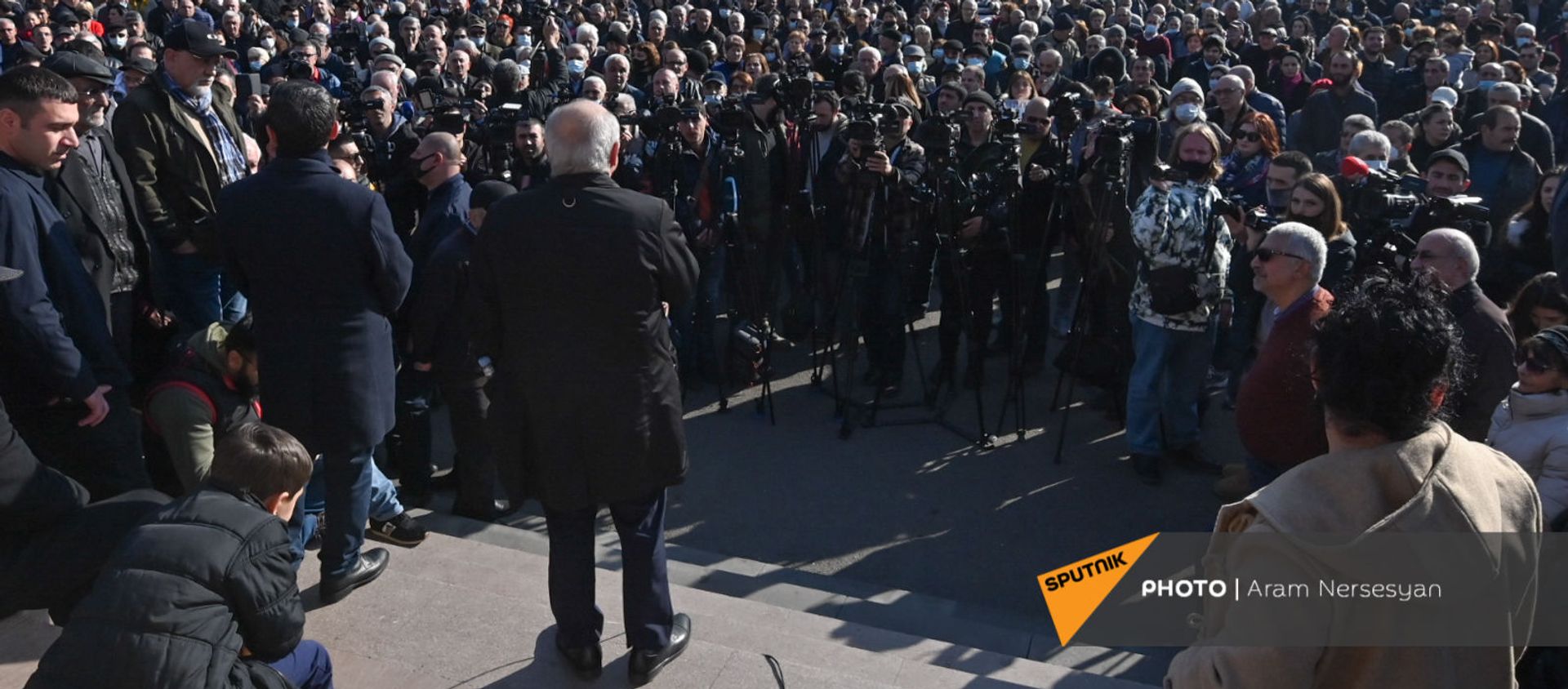 Вазген Манукян выступает на митинге оппозиции (12 февраля 2021). Еревaн - Sputnik Արմենիա, 1920, 12.02.2021