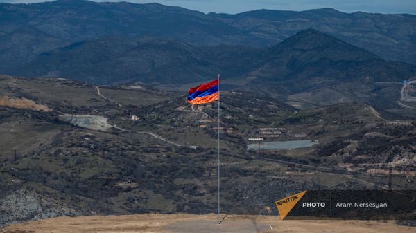 Флаг Армении в Сюнике - Sputnik Армения