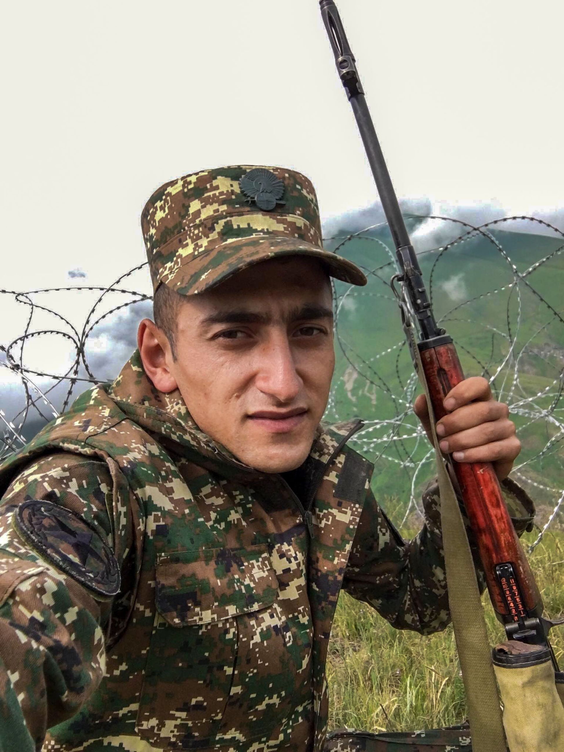 Она сказала ему да прямо в больнице: история войны, любви и свадьбы армянского солдата - Sputnik Армения, 1920, 25.02.2021