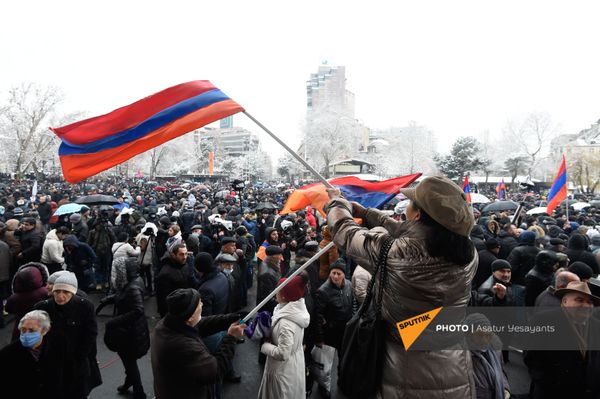 Ընդդիմության հանրահավաքն Ազատության հրապարակում. Երևան, 20 փետրվարի,  2021թ. - Sputnik Արմենիա