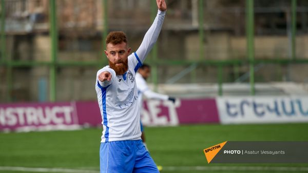 Нападающий ФК Арарат-Армения Александр Карапетян на матче армянской премьер-лиги Vbet между командами Арарат-Армения - Пюник (21 февраля 2021). Ереван - Sputnik Армения