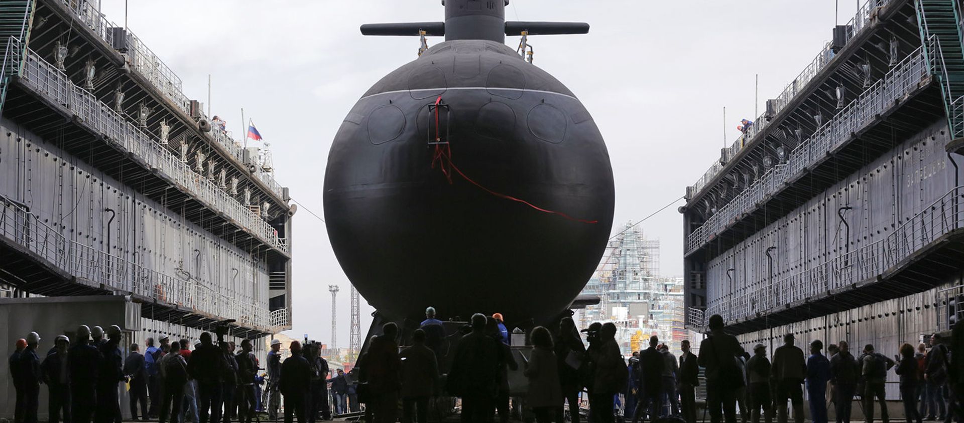 Торжественная церемония спуска на воду дизель-электрической подводной лодки Кронштадт проекта 677 Лада (20 сентября 2018). Санкт-Петербург - Sputnik Армения, 1920, 25.02.2021