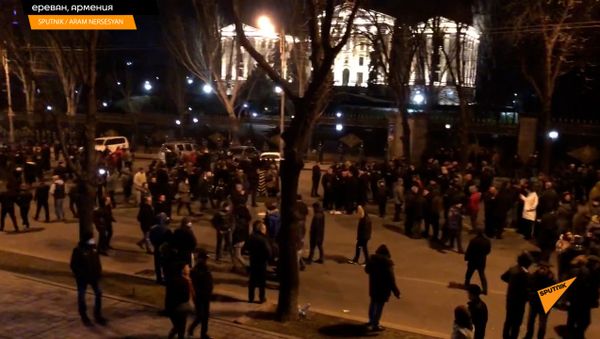 Оппозиция на Проспекте Баграмяна - Sputnik Армения