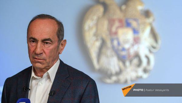 Пресс-конференция второго президента Армении Роберта Кочаряна для российских журналистов (4 марта 2021). Еревaн - Sputnik Արմենիա