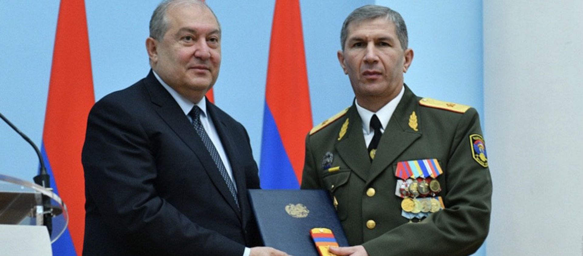 Президент Армен Саркисян и Оник Гаспарян Президент Армен Саркисян и Оник Гаспарян - Sputnik Армения, 1920, 10.03.2021