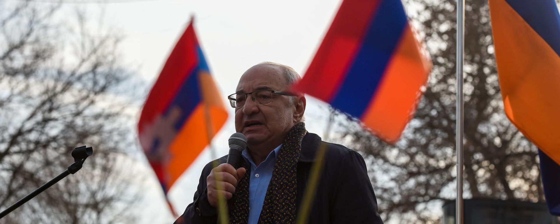 Вазген Манукян во время митинга оппозиции (10 марта 2021). Еревaн - Sputnik Армения, 1920, 10.03.2021