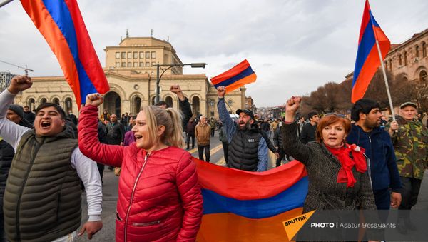 Митинг оппозиции (10 марта 2021). Еревaн - Sputnik Армения