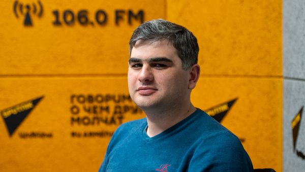 Сурен Парсян в гостях радио Sputnik Армения - Sputnik Արմենիա
