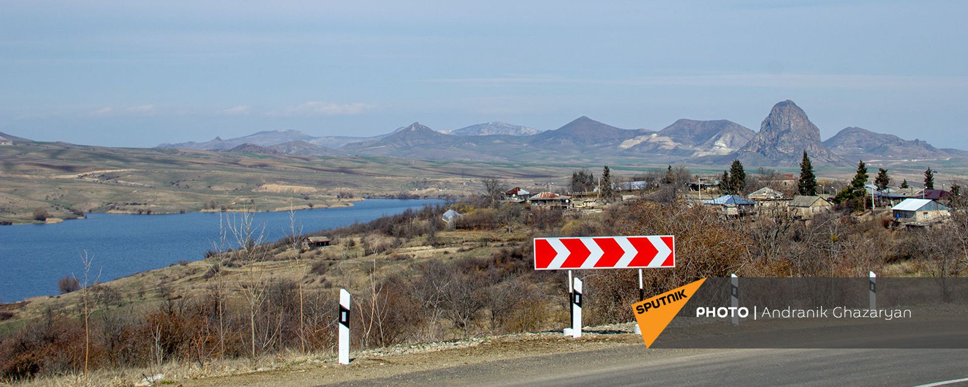 Водохранилище у села Беркабер Тавушской области на границе Армении и Азербайджана Водохранилище у села Беркабер Тавушской области на границе Армении и Азербайджана - Sputnik Армения, 1920, 25.05.2021
