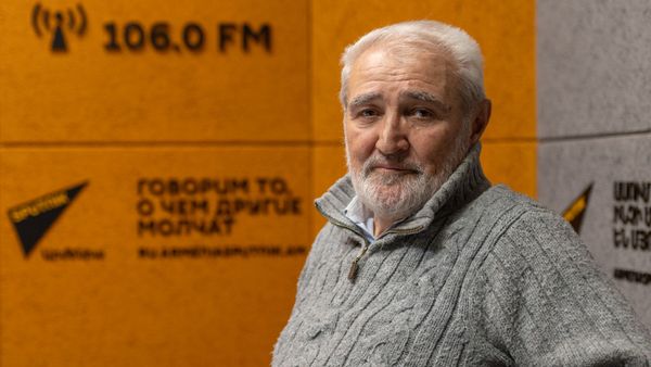 Ռազմիկ Դավոյան - Sputnik Արմենիա