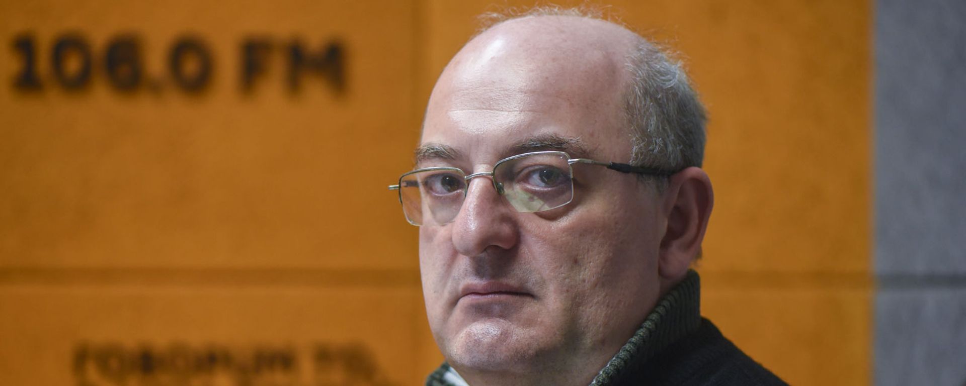 Политтехнолог Армен Бадалян в гостях радио Sputnik Политтехнолог Армен Бадалян в гостях радио Sputnik - Sputnik Արմենիա, 1920, 16.05.2021