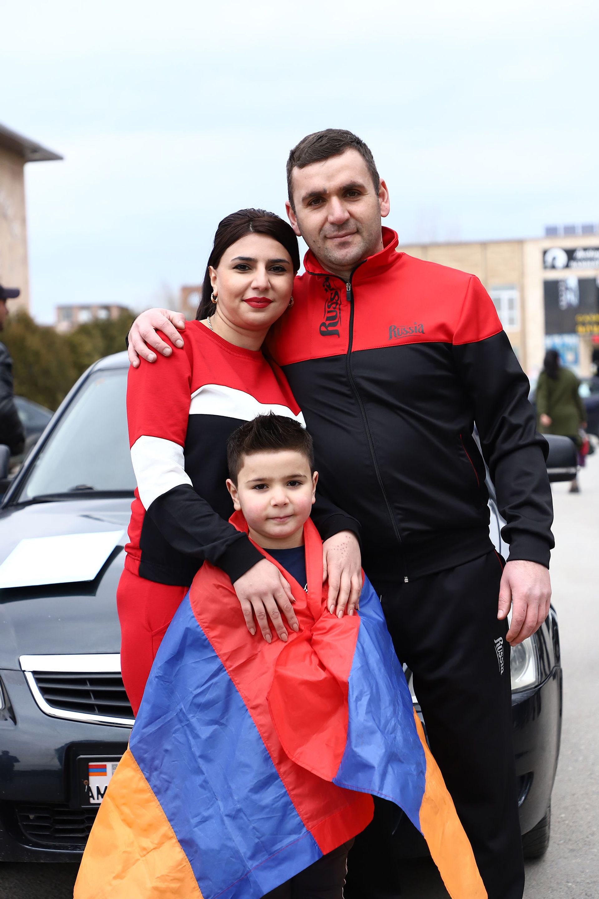 2 մատով քաշել է 2 Lada Priora ավտոմեքենա. 5–ամյա Դավիթ Պետրոսյանը 12–րդ ռեկորդն է սահմանել - Sputnik Արմենիա, 1920, 21.03.2021