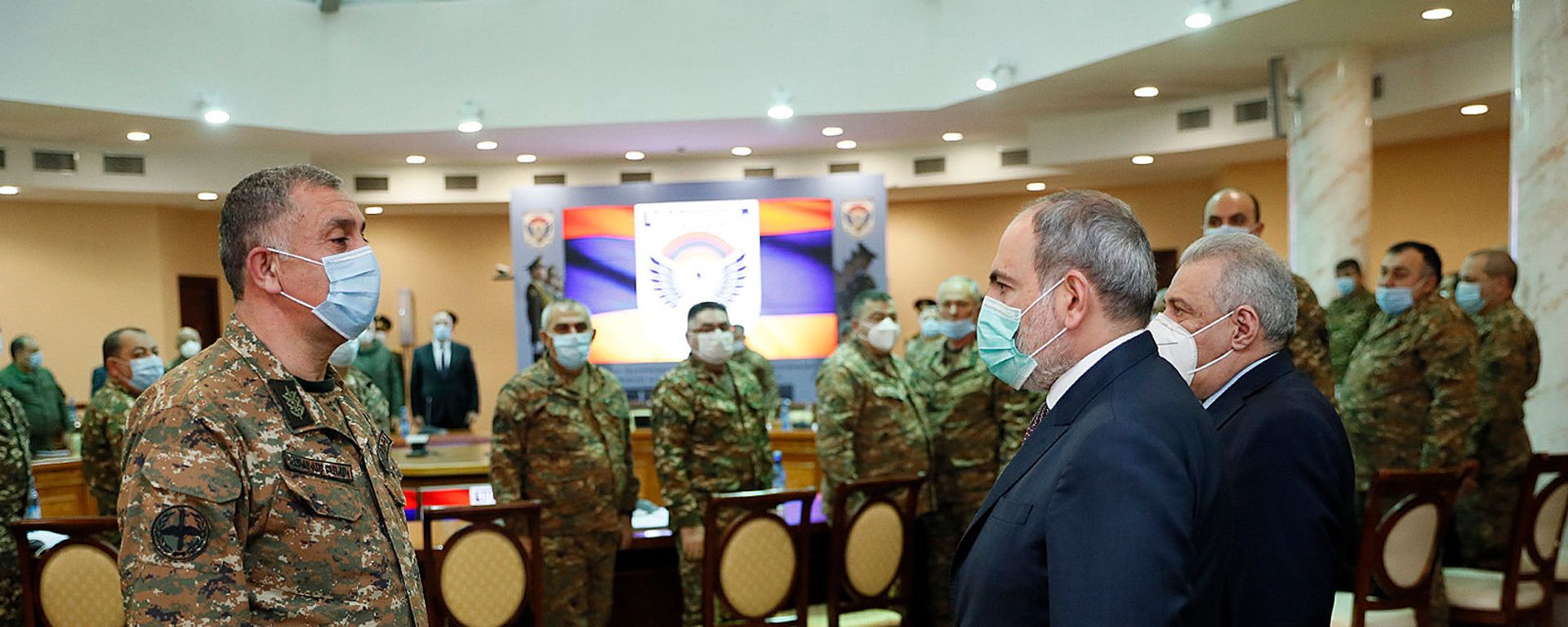 Премьер-министр Никол Пашинян представил нового начальника ГШ РА Артака Давтяна высшему военному составу Генштаба Армении (22 марта 2021). Еревaн - Sputnik Армения, 1920, 22.03.2021