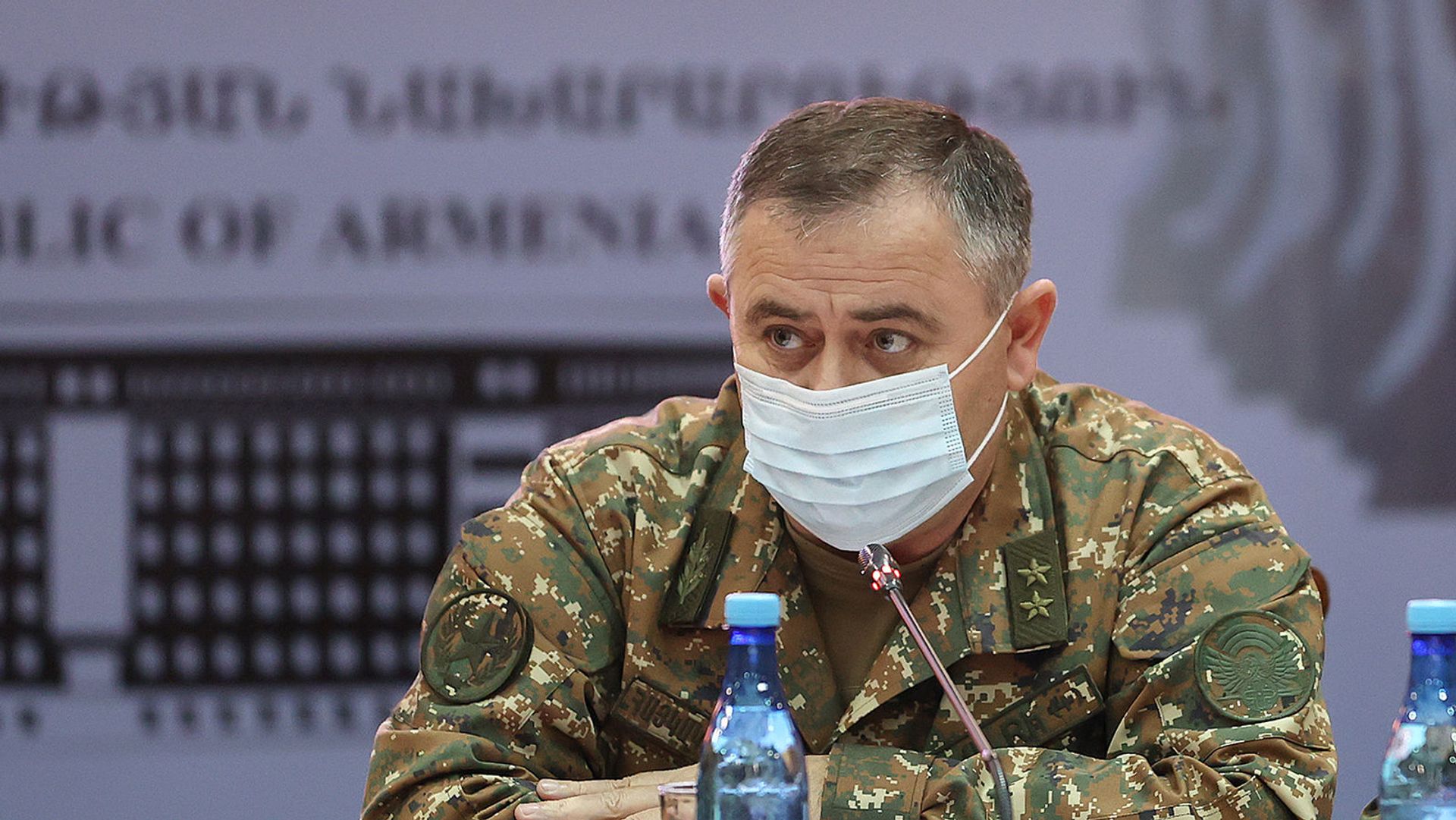 Премьер-министр Никол Пашинян представил нового начальника ГШ РА Артака Давтяна высшему военному составу Генштаба Армении (22 марта 2021). Еревaн Премьер-министр Никол Пашинян представил нового начальника ГШ РА Артака Давтяна высшему военному составу Генштаба Армении (22 марта 2021). Еревaн - Sputnik Армения, 1920, 09.04.2021