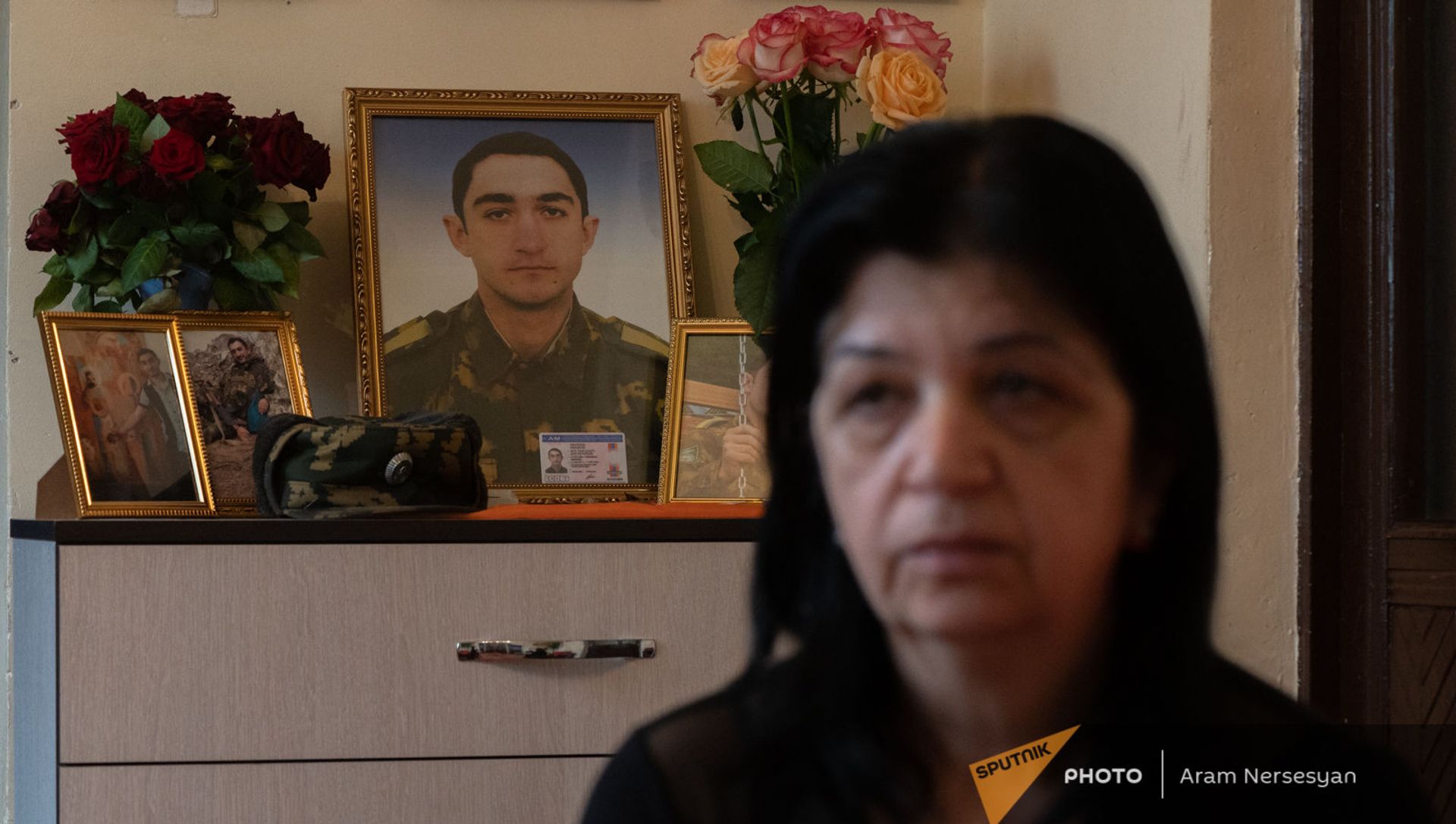 Уголок с фотографиями погибшего в карабахской войне Гора Акопяна Уголок с фотографиями погибшего в карабахской войне Гора Акопяна - Sputnik Արմենիա, 1920, 24.03.2021