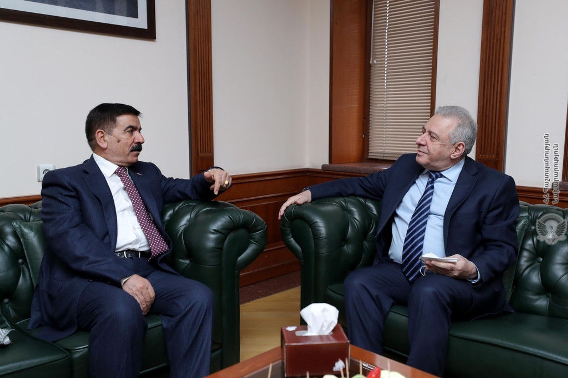 Հայաստան է ժամանել Իրաքի պաշտպանության նախարարը և փաստաթուղթ ստորագրել Հարությունյանի հետ - Sputnik Արմենիա, 1920, 25.03.2021