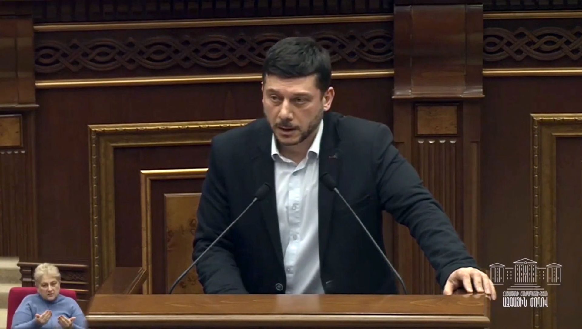 Овсеп Хуршудян во время парламентских слушаний по процессу внедрения Соглашения о всеобъемлющем и расширенном партнерстве РА – ЕС (26 марта 2020). Еревaн Овсеп Хуршудян во время парламентских слушаний по процессу внедрения Соглашения о всеобъемлющем и расширенном партнерстве РА – ЕС (26 марта 2020). Еревaн - Sputnik Արմենիա, 1920, 25.03.2021