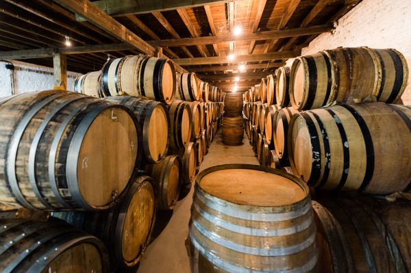 Пивные бочки на пивоварне Cantillon gueuze в Брюсселе - Sputnik Армения