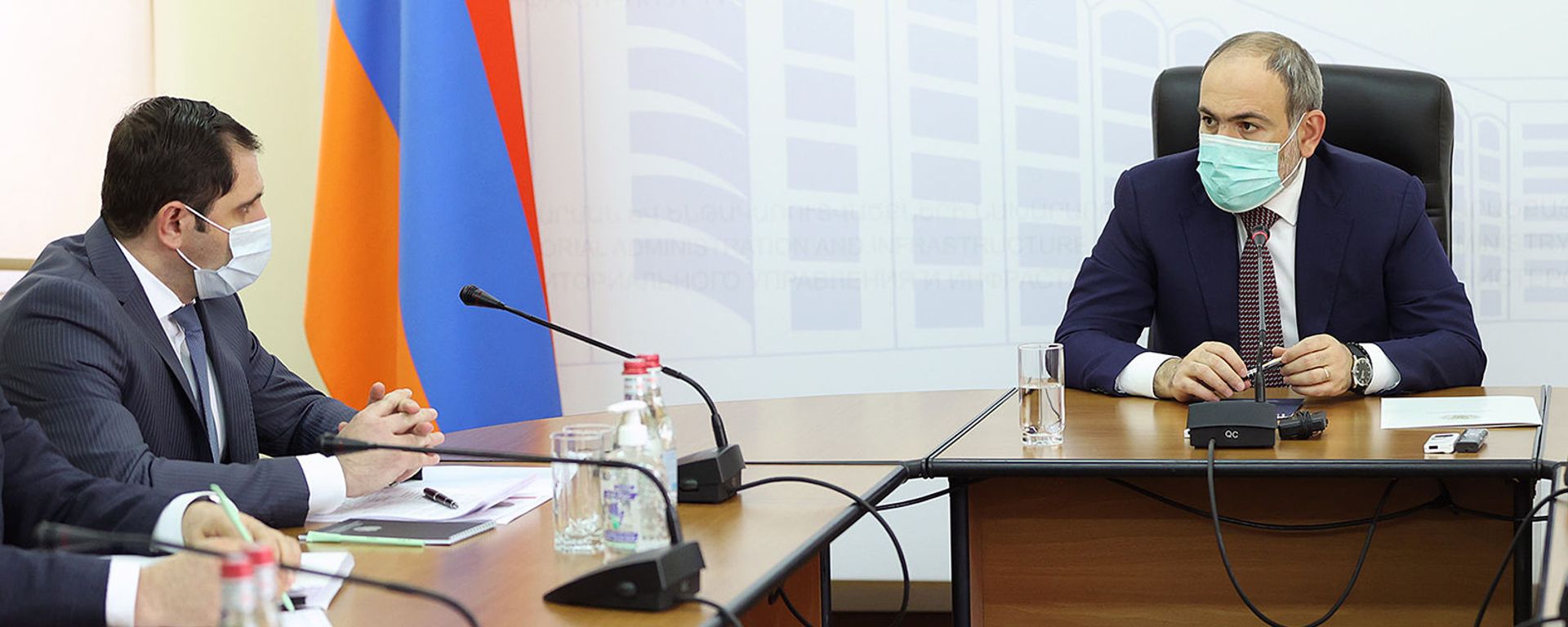 Премьер-министр Никол Пашинян посетил министерство территориального управления и инфраструктур (26 марта 2021). Еревaн - Sputnik Армения, 1920, 15.11.2021