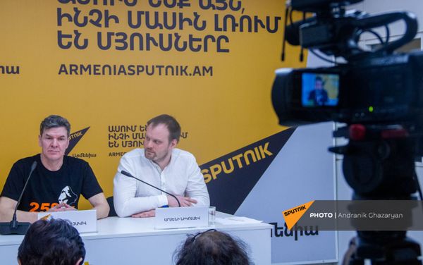 Пресс-конференция, посвященная записи всех 9 симфоний Людвига Ван Бетховена (2 апреля 2021). Еревaн Пресс-конференция, посвященная записи всех 9 симфоний Людвига Ван Бетховена (2 апреля 2021). Еревaн - Sputnik Армения