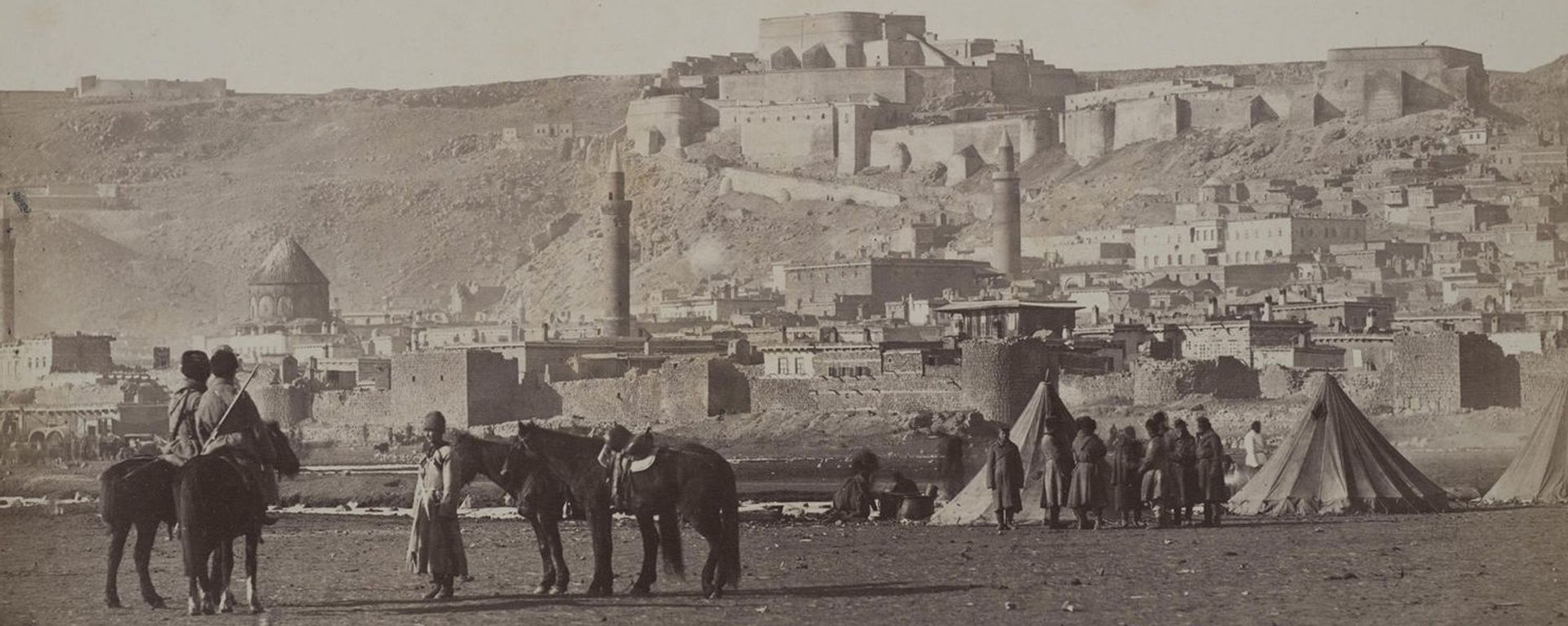 Кавказ. Русские войска Александропольского отряда. Вид крепости Карс. 1877-1878гг. - Sputnik Արմենիա, 1920, 04.04.2021