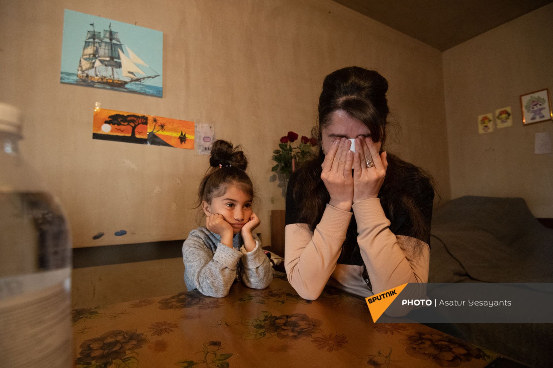 Когда в семье рождается не один герой: молодая вдова и трое сирот ищут свой дом в Карабахе - Sputnik Армения, 1920, 03.04.2021