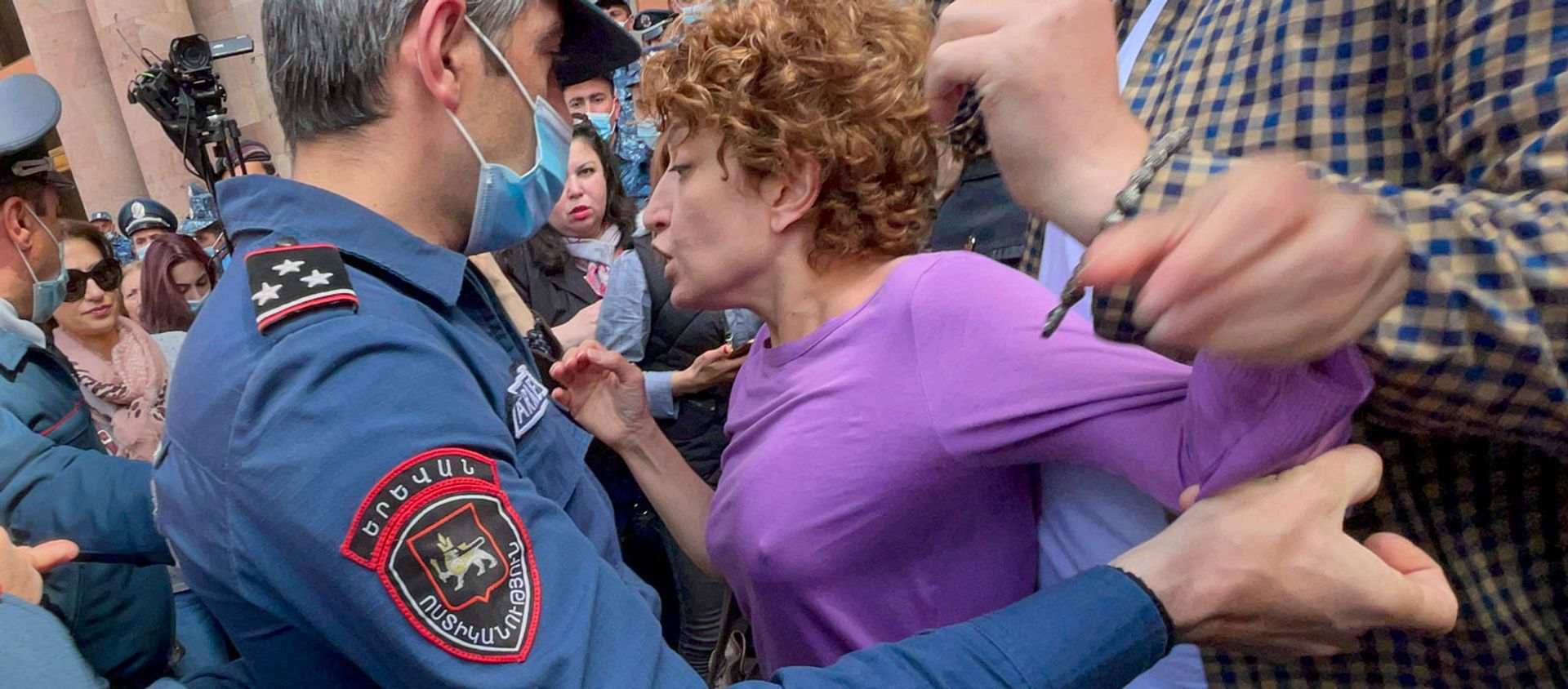 Акция протеста женщин-участниц движения ВЕТО, требующих отставки премьер-министра Пашиняна (7 апреля 2021). Еревaн - Sputnik Армения, 1920, 07.04.2021