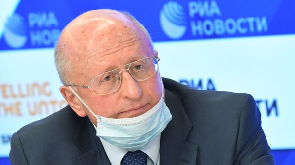 Директор Научно-исследовательского института эпидемиологии и микробиологии имени Н. Ф. Гамалеи Александр Гинцбург - Sputnik Армения