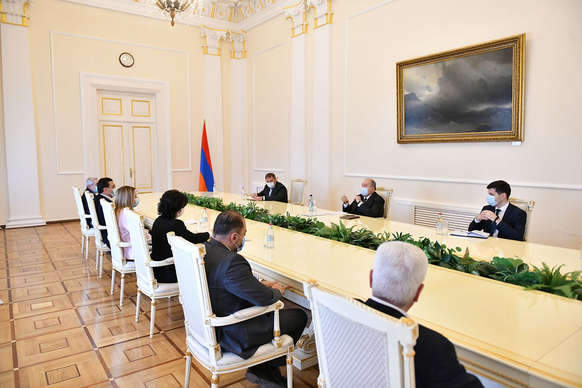 ՀՀ նախագահն ընդունել է բուհերի ռեկտորներին. օրակարգում աղմկահարույց օրենքն է ՀՀ նախագահն ընդունել է բուհերի ռեկտորներին. օրակարգում աղմկահարույց օրենքն է - Sputnik Արմենիա, 1920, 08.04.2021
