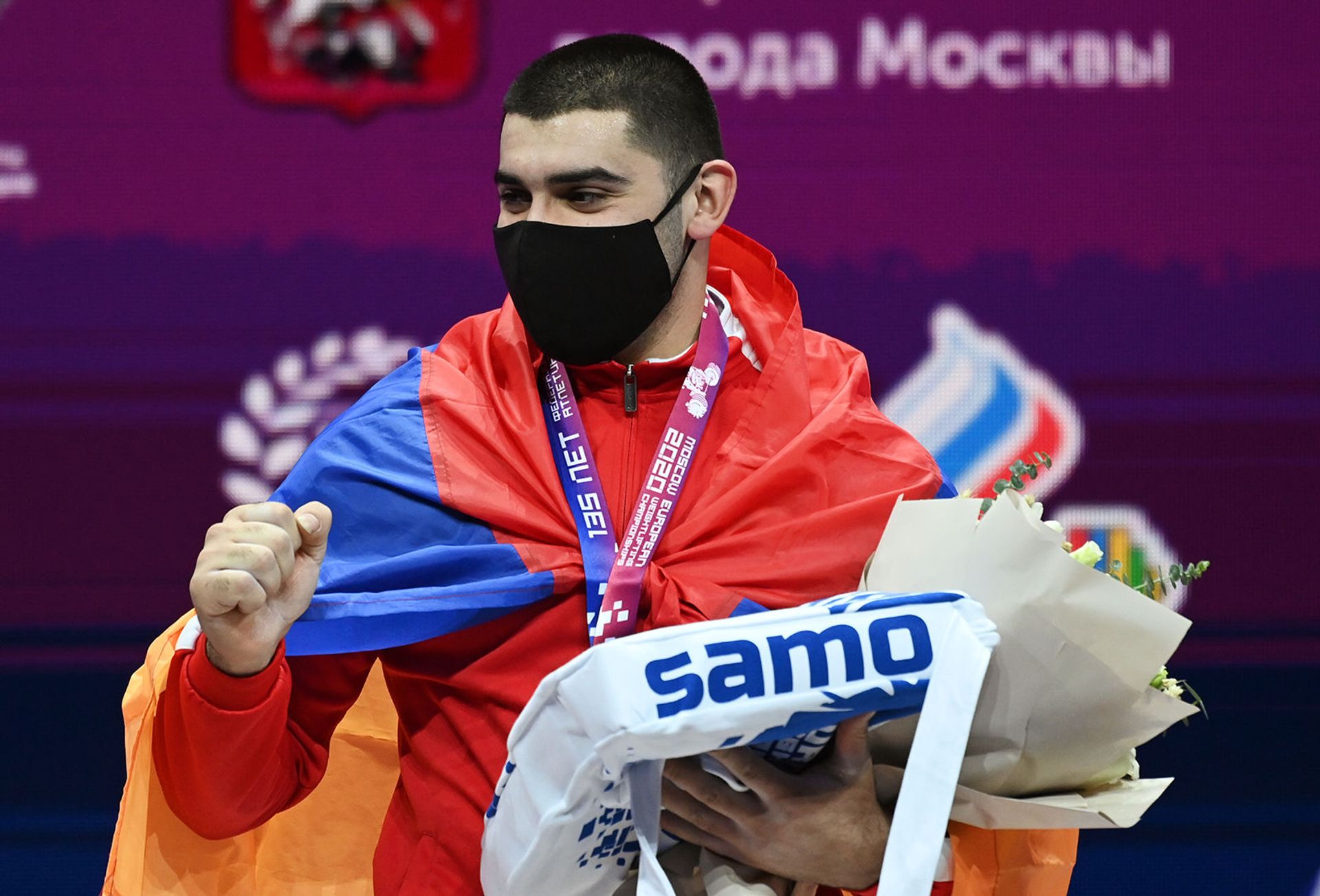 Карен Авакян завоевал золото ЧЕ по тяжелой атлетике, у Андраника Карапетяна – бронза - Sputnik Армения, 1920, 08.04.2021