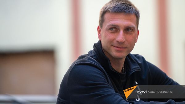 Вратарь сборной Армении и ФК Алашкерт Давид Юрченко в гостях агентства Sputnik Армения - Sputnik Армения