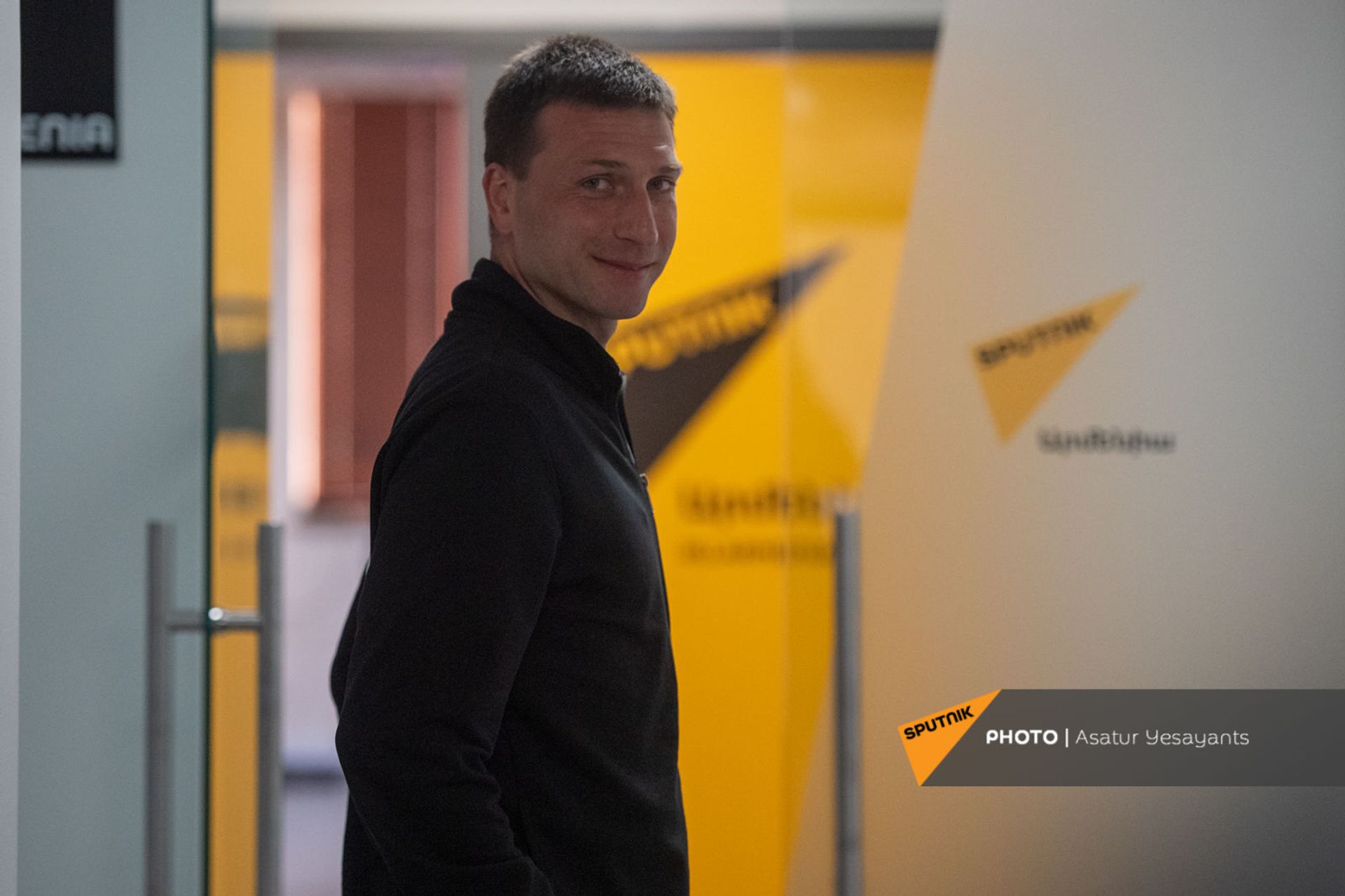 Я по натуре псих!: вратарь Давид Юрченко об армянских корнях и о футболе - Sputnik Армения, 1920, 16.04.2021