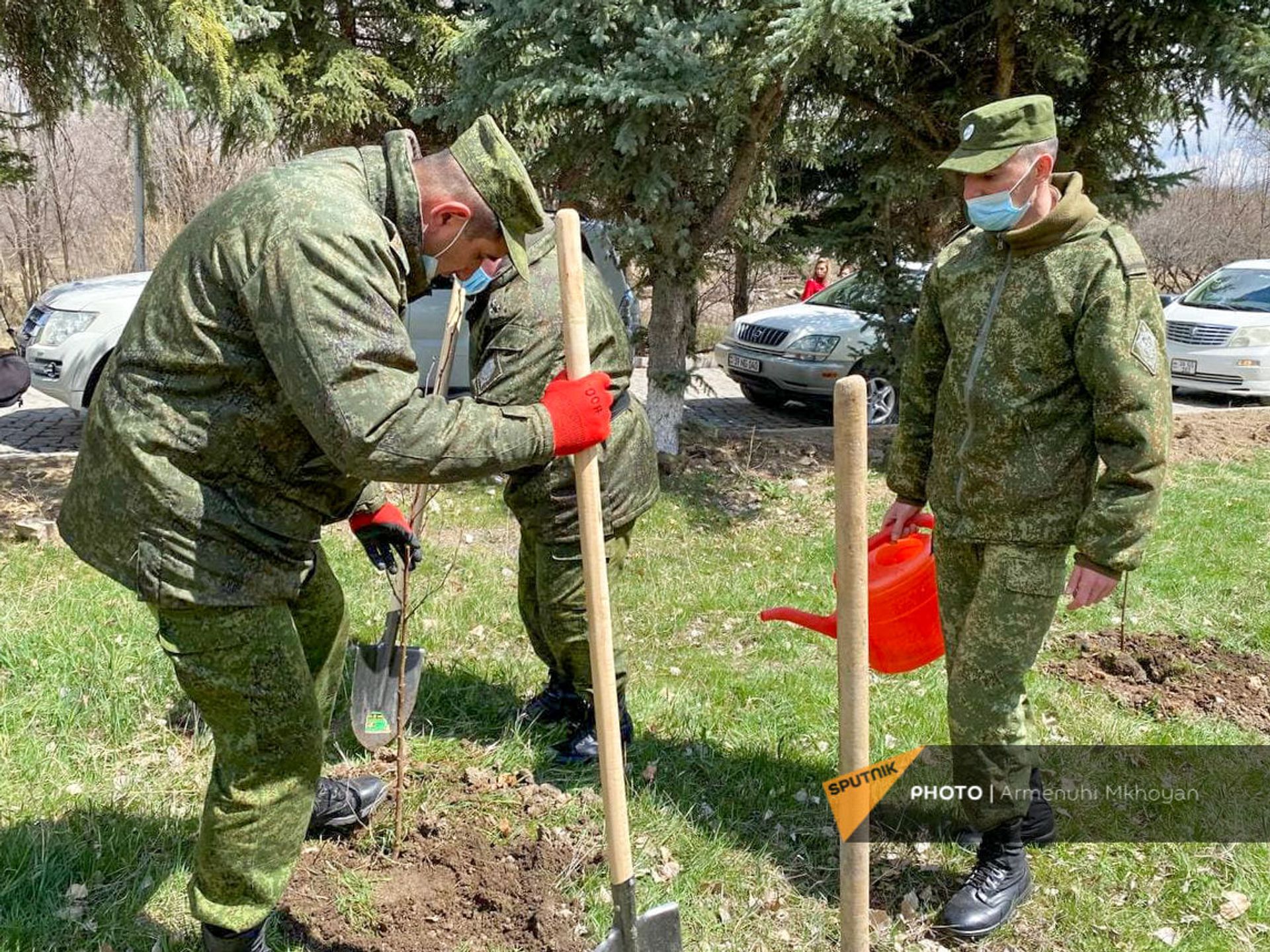 27 մլն ծառ՝ ի հիշատակ Մեծ հայրենականի 27 մլն զոհի. Գյումրին ու Վանաձորը միացան ակցիային - Sputnik Արմենիա, 1920, 14.04.2021