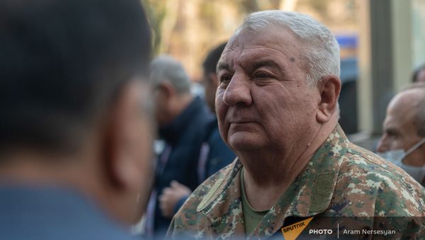 Юрий Хачатуров на вечере памяти добровольцев АРФД, погибших в карабахской войне (14 апреля 2021). Еревaн - Sputnik Армения