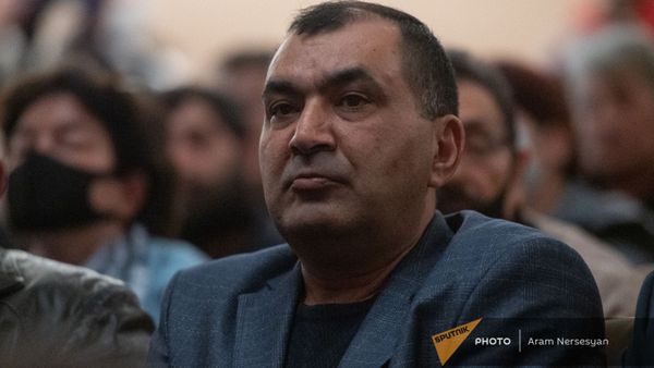 Тиран Хачатрян на вечере памяти добровольцев АРФД, погибших в карабахской войне (14 апреля 2021). Еревaн - Sputnik Армения