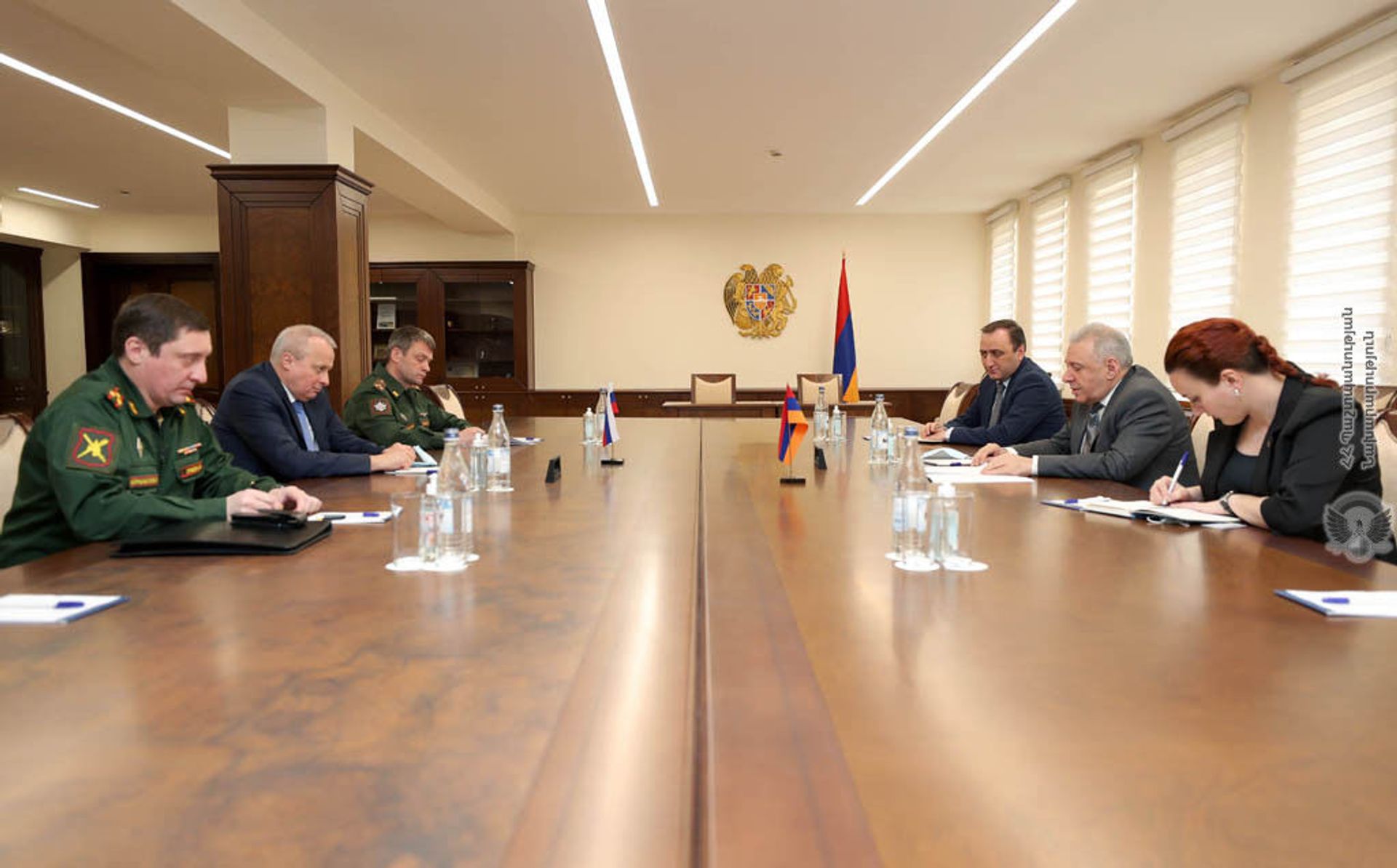 ՌԴ–ում հայ–ռուսական զորավարժություններ կանցկացվեն. Հարությունյանն ընդունել է ՌԴ դեսպանին ՌԴ–ում հայ–ռուսական զորավարժություններ կանցկացվեն. Հարությունյանն ընդունել է ՌԴ դեսպանին - Sputnik Արմենիա, 1920, 15.04.2021