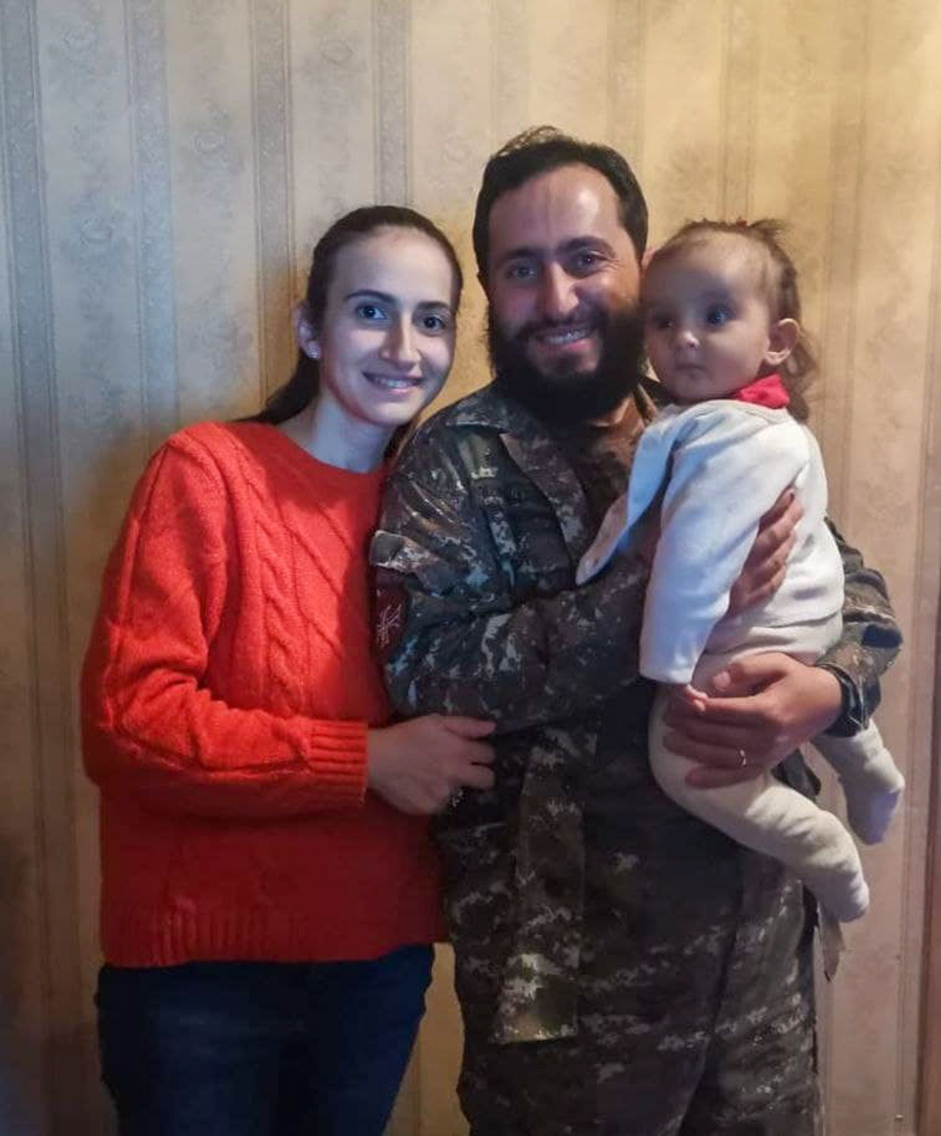 «Մարիամս, մինչև կռիվը չվերջանա, չեմ գա». Նարեկ սարկավագը պատարագի փոխարեն պատերազմ մեկնեց - Sputnik Արմենիա, 1920, 15.04.2021