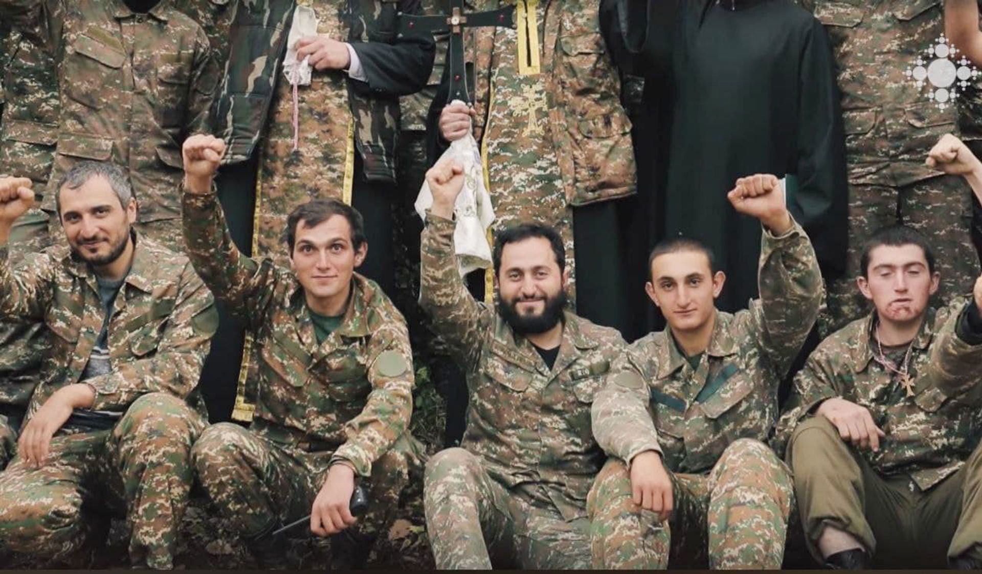 «Մարիամս, մինչև կռիվը չվերջանա, չեմ գա». Նարեկ սարկավագը պատարագի փոխարեն պատերազմ մեկնեց - Sputnik Արմենիա, 1920, 15.04.2021