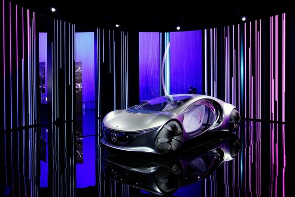 Концепт автомобиля Mercedes-Benz Vision AVTR на международной автомобильной выставке в Шанхае Концепт автомобиля Mercedes-Benz Vision AVTR на международной автомобильной выставке в Шанхае - Sputnik Армения