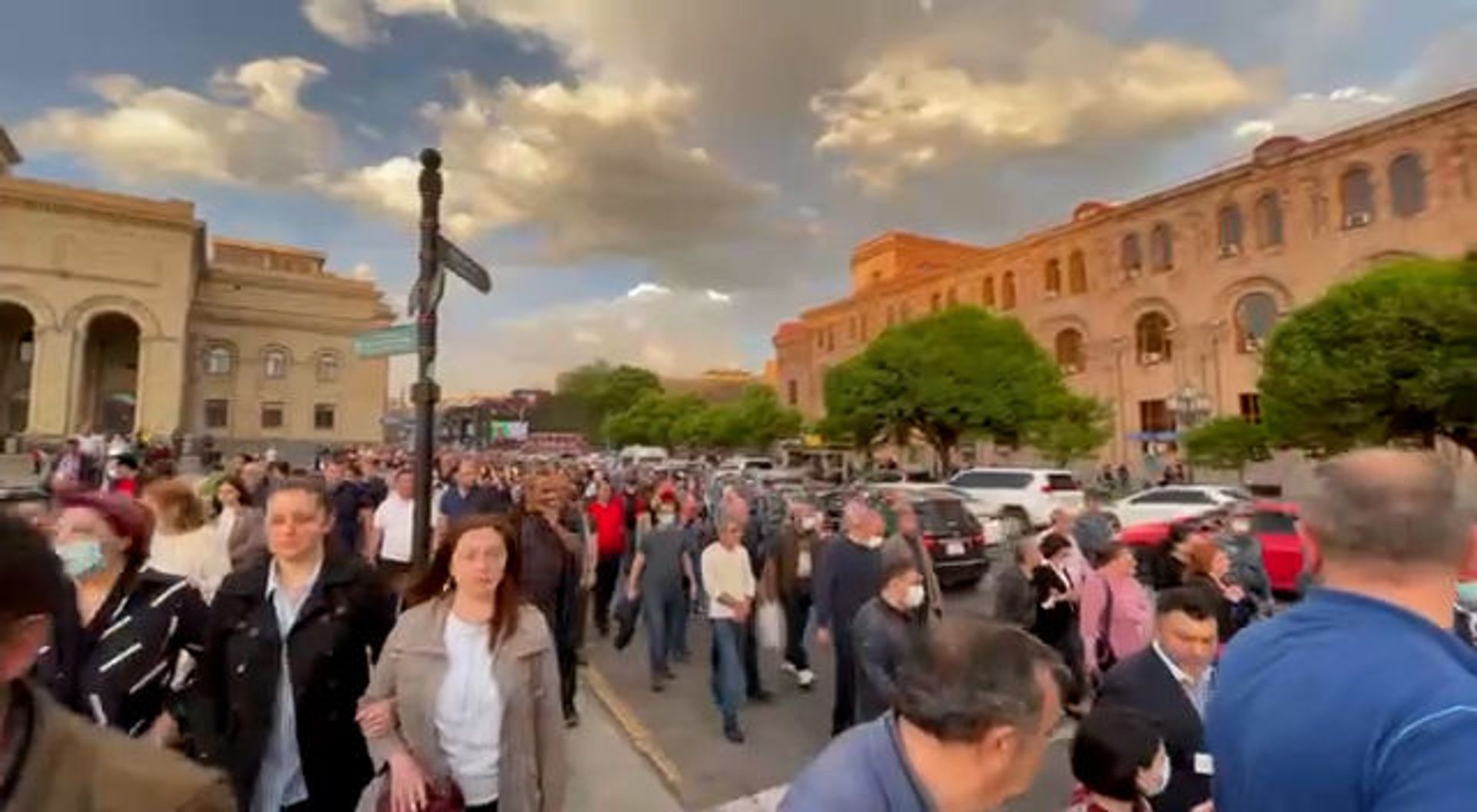 «Սյունեցիներն ունեն այդ իրավունքը». բողոքի ակցիա` ի պաշտպանություն ձերբակալվածների «Սյունեցիներն ունեն այդ իրավունքը». բողոքի ակցիա` ի պաշտպանություն ձերբակալվածների - Sputnik Արմենիա, 1920, 22.04.2021