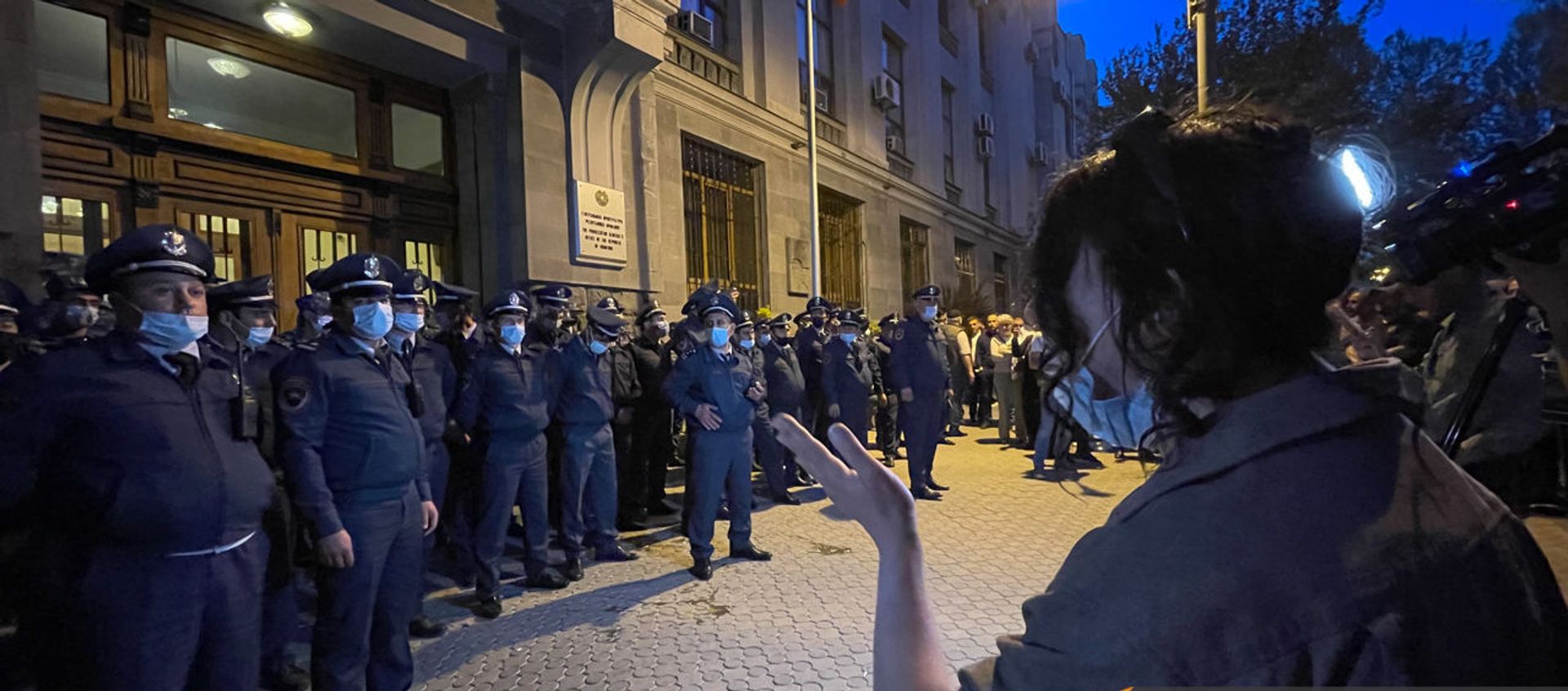 Полиция во время митинга оппозиции (22 апреля 2021). Еревaн - Sputnik Армения, 1920, 22.04.2021