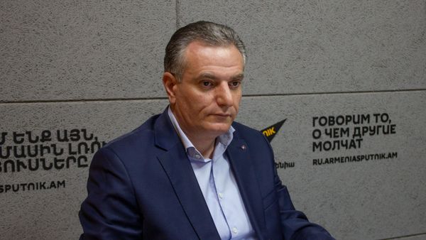 Член исполнительного органа РПА, бывший заместитель министра обороны Артак Закарян в гостях радио Sputnik Армения - Sputnik Արմենիա