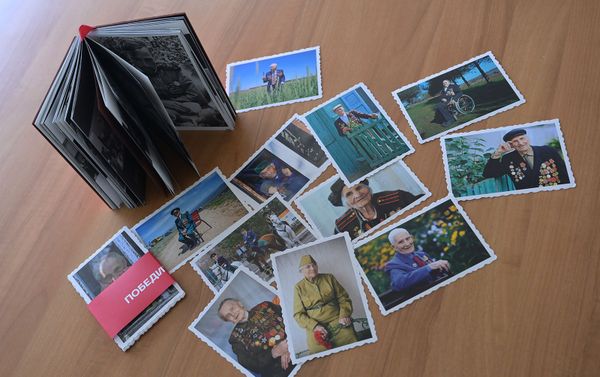 Презентация фотокниги «Память Победы. Хранить вечно» (27 апреля 2021). Москва - Sputnik Армения