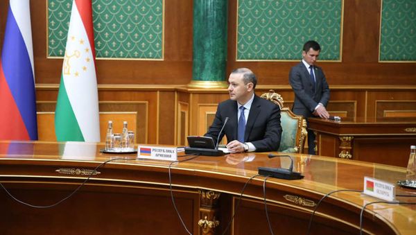 Армен Григорян на заседании Комитета секретарей Совета Безопасности ОДКБ в Душанбе (29 апреля 2021). Таджикистан - Sputnik Армения