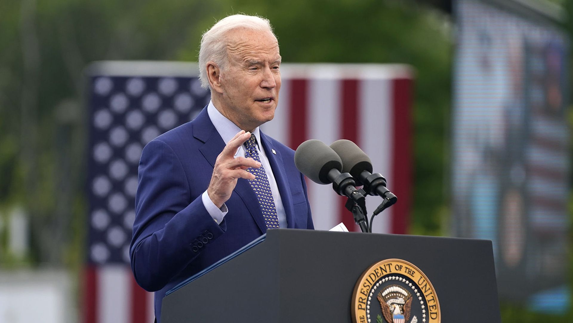 Президент США Джо Байден во время выступления в Infinite Energy Center, посвященном 100-летию своего правления (29 апреля 2021). штат Джорджия Президент США Джо Байден во время выступления в Infinite Energy Center, посвященном 100-летию своего правления (29 апреля 2021). штат Джорджия - Sputnik Армения, 1920, 07.05.2021