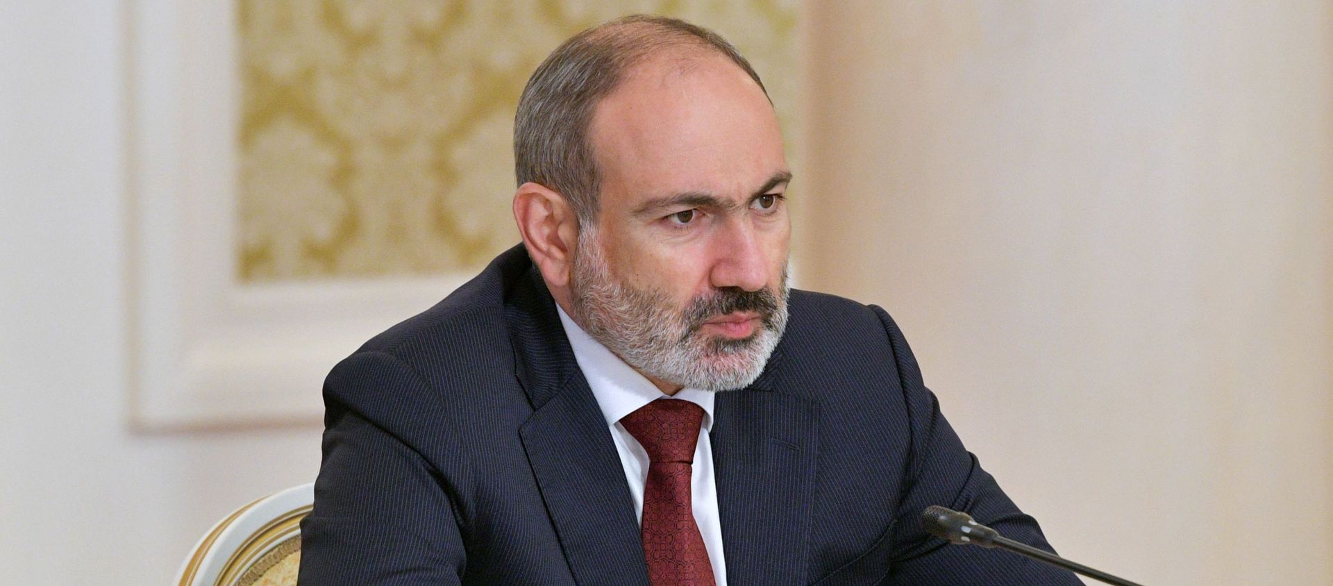 И.о премьер-министра Армении Никол Пашинян во время встречи с председателем правительства РФ Михаилом Мишустиным в рамках Евразийского экономического союза (ЕАЭС) (29 апреля 2021). Казань - Sputnik Արմենիա, 1920, 30.04.2021
